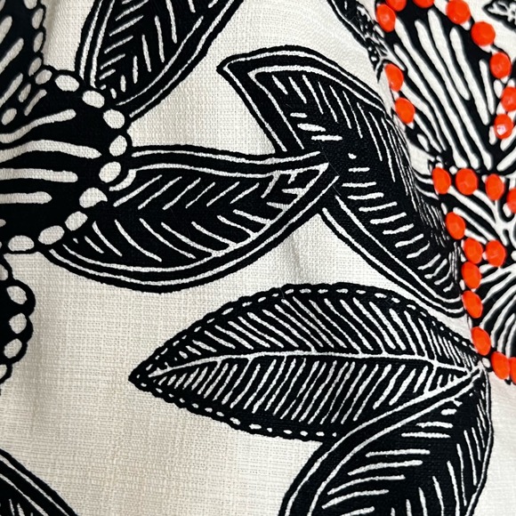 J. Crew Notched Shell Polynesian Floral Embellished Beaded Top Size 4 - Picture 11 of 16